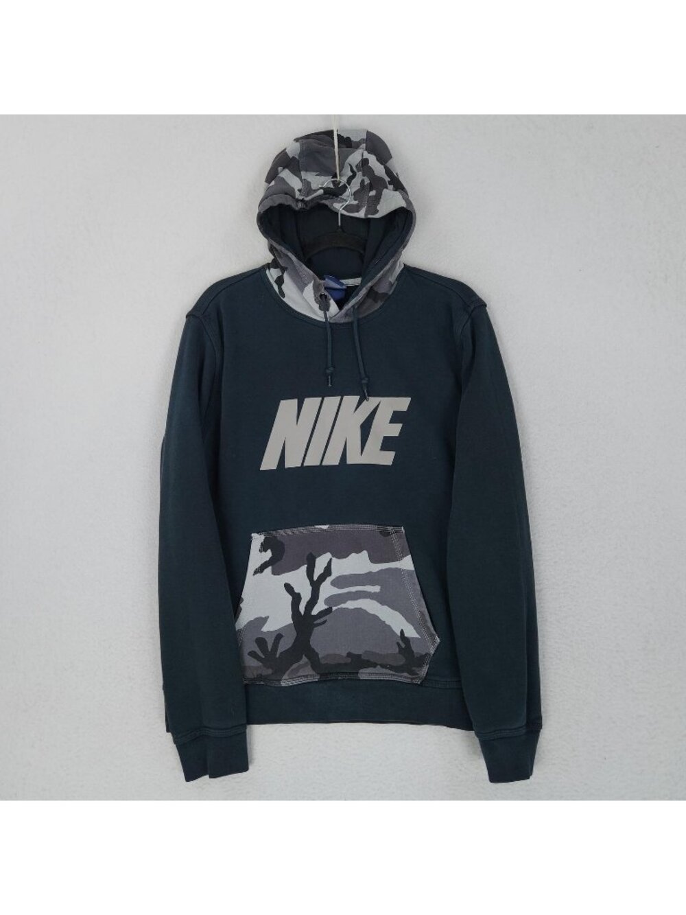 Nike Sweater Mens Large Faded Black Gray Camo Block Pullover Sweatshirt Hoodie